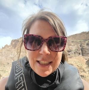 Meet your Posher, Jenny